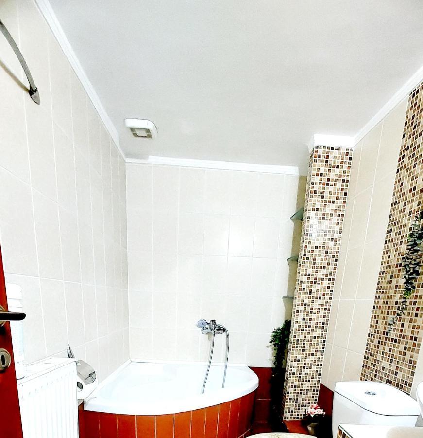 "Home Sweet Home" 3 Bedrooms Big House 110M Free Indoor Parking! Selanik Dış mekan fotoğraf